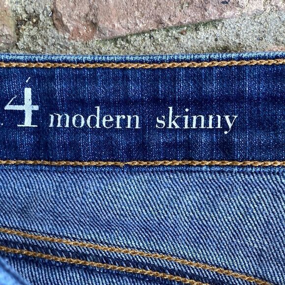 Ann Taylor Loft Modern Skinny Five Pocket Jeans Size 4 EUC - Picture 6 of 14